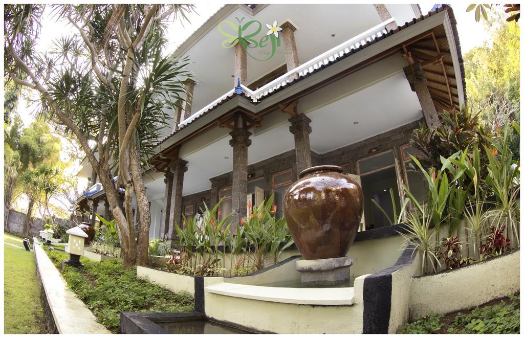 Beji Bay Resort Padangbai  Exterior photo